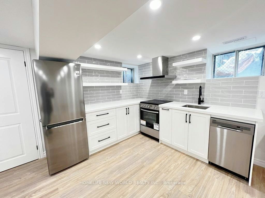 Lower-3 Roblocke Avenue, Toronto, ON, M6G 3R6