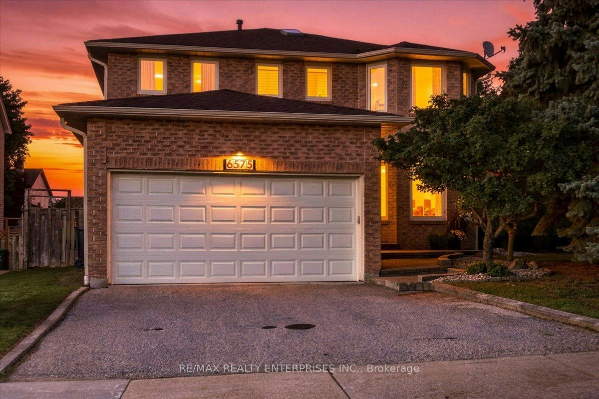 6575 Montevideo Road, Mississauga, ON, L5N 4E7