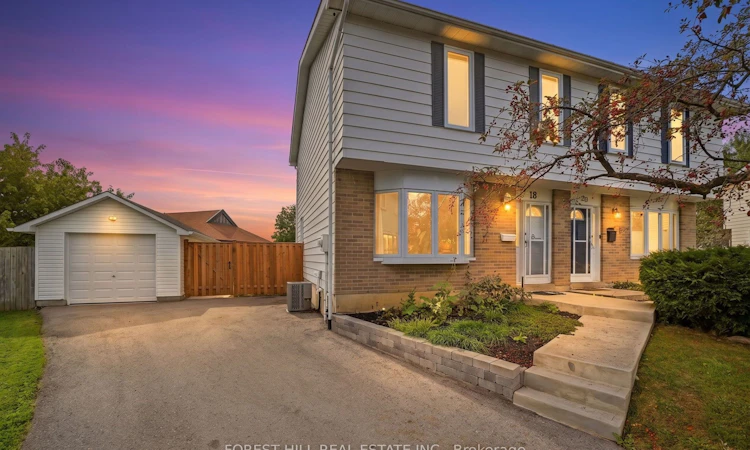 18 Griselda Court