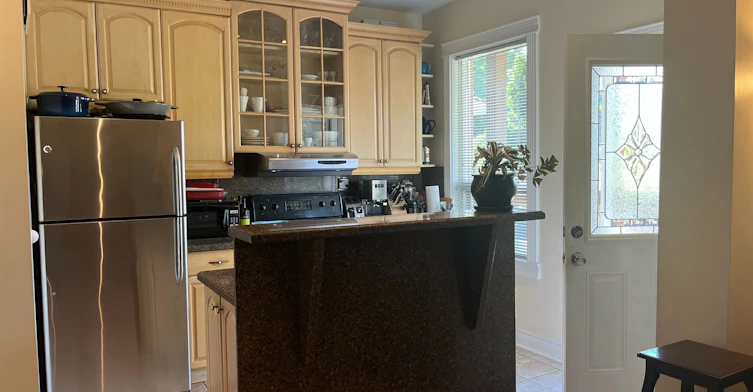 Main-282 Keele Street, Toronto, ON, M6P 2K4