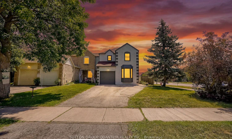 1279 Hedgestone Crescent S