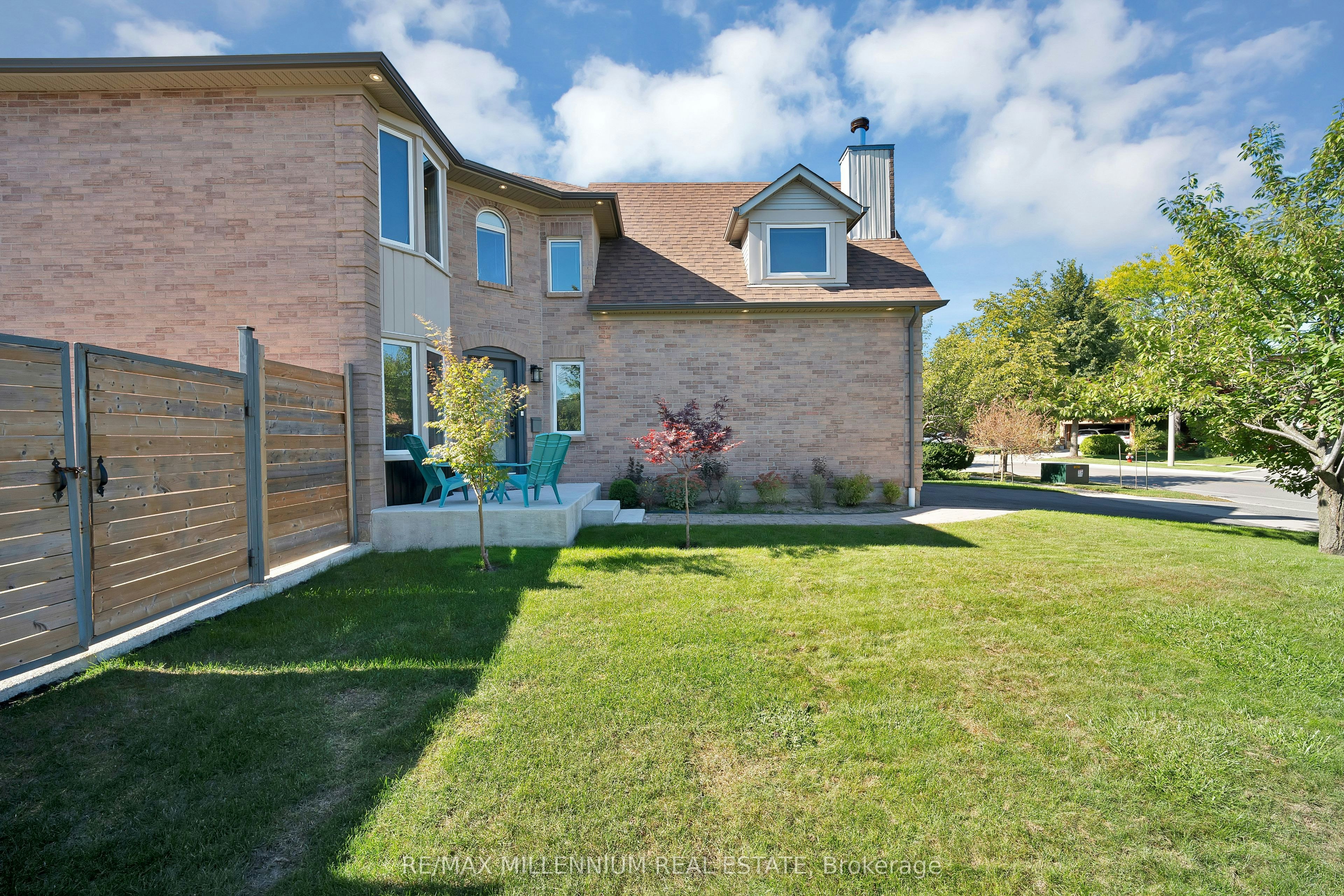 4165 Credit Point Drive, Mississauga, ON, L5M 3K3 - 2