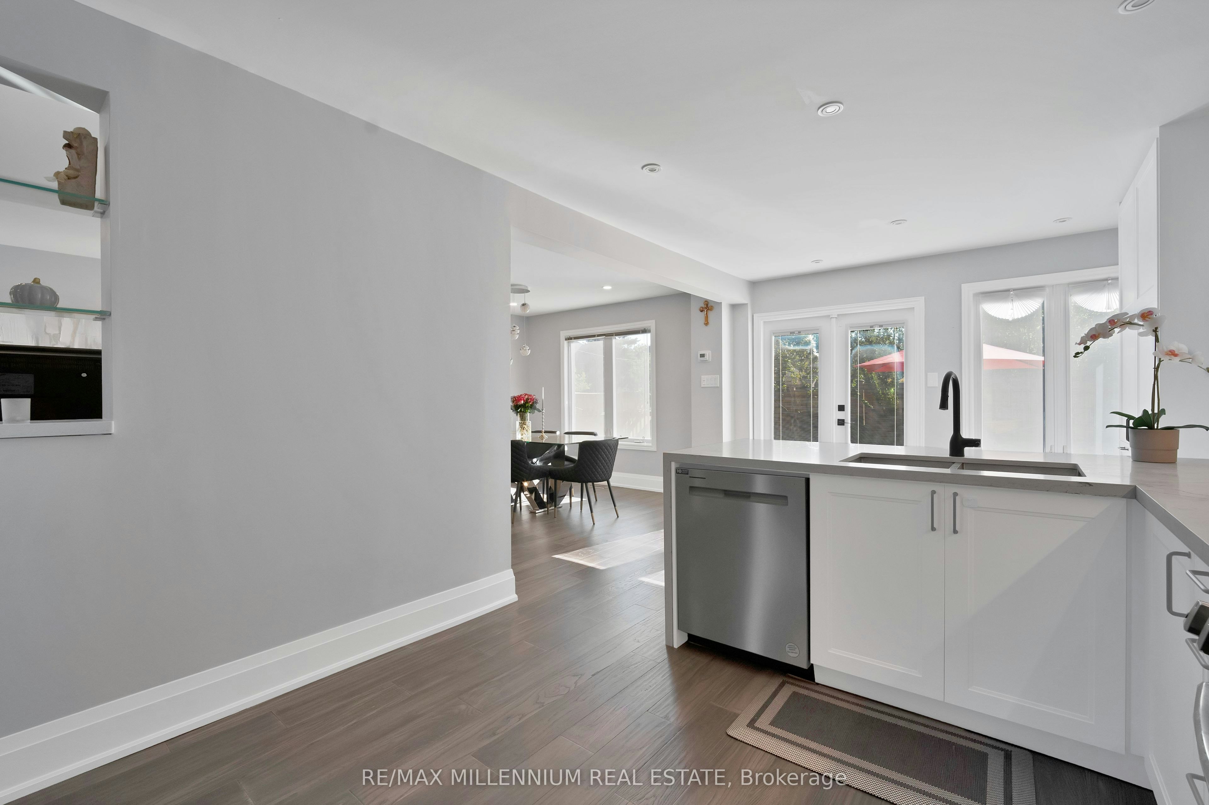 4165 Credit Point Drive, Mississauga, ON, L5M 3K3 - 18