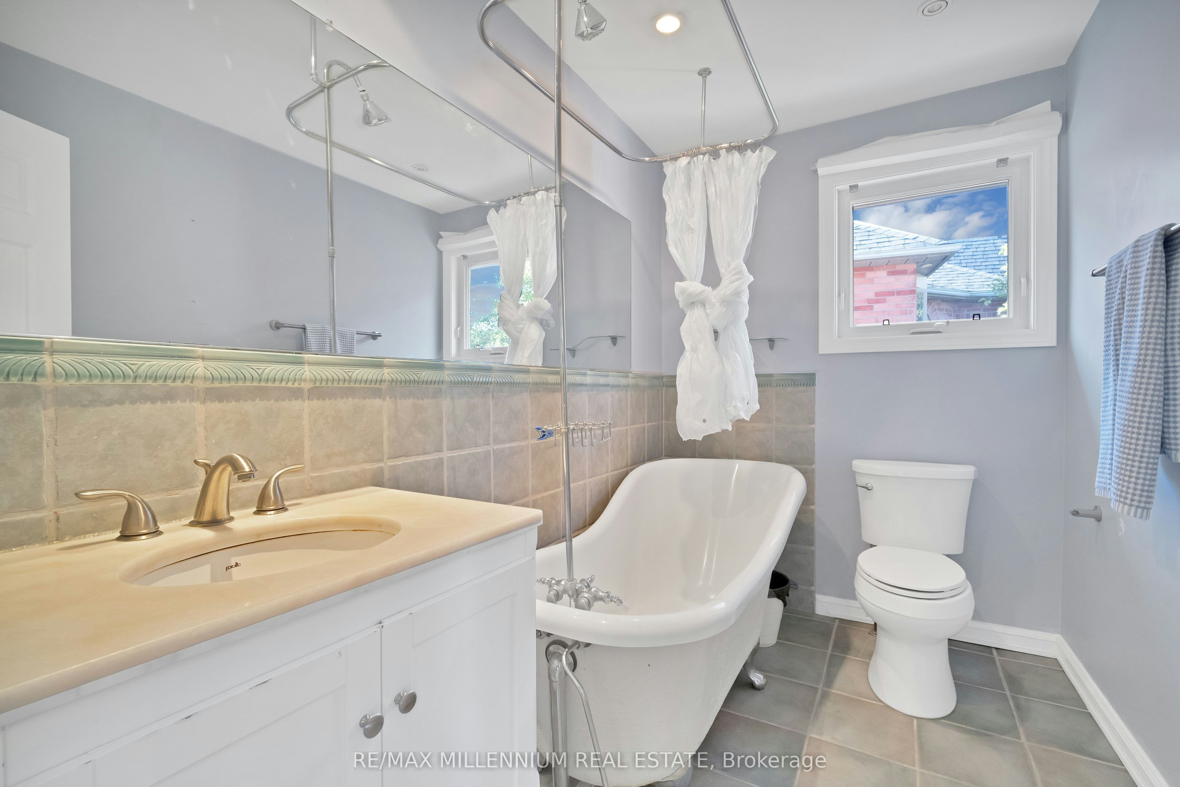 4165 Credit Point Drive, Mississauga, ON, L5M 3K3 - 31