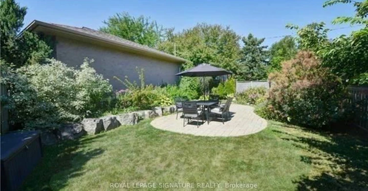 1207 Wood Place, Oakville, ON, L6L 2R4 - 9