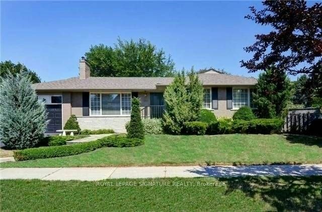 1207 Wood Place, Oakville, ON, L6L 2R4