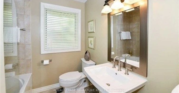 1207 Wood Place, Oakville, ON, L6L 2R4 - 8