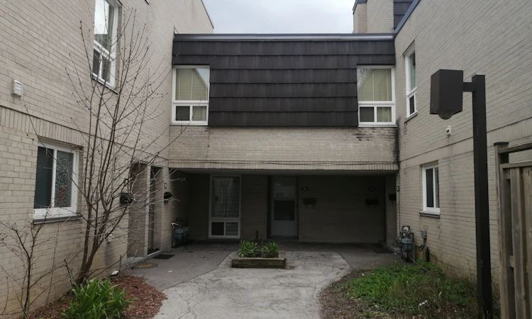 14-23 Four Winds Drive