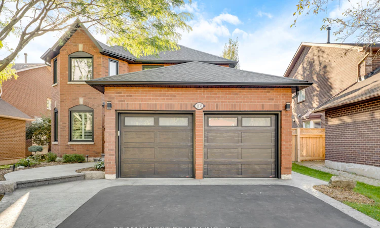 1136 Goodson Crescent