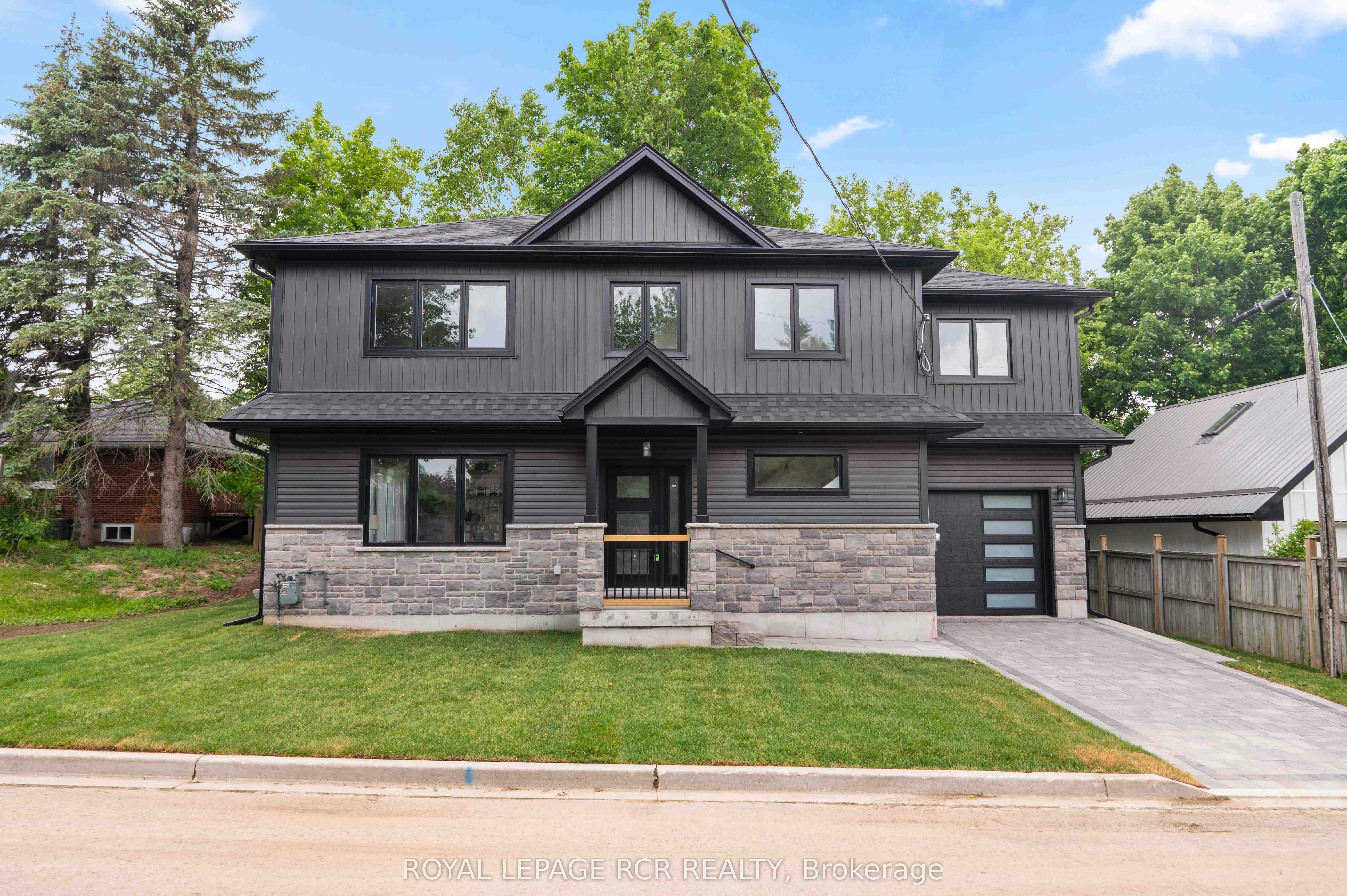 7 Henry Street, Orangeville, ON, L9W 1R6