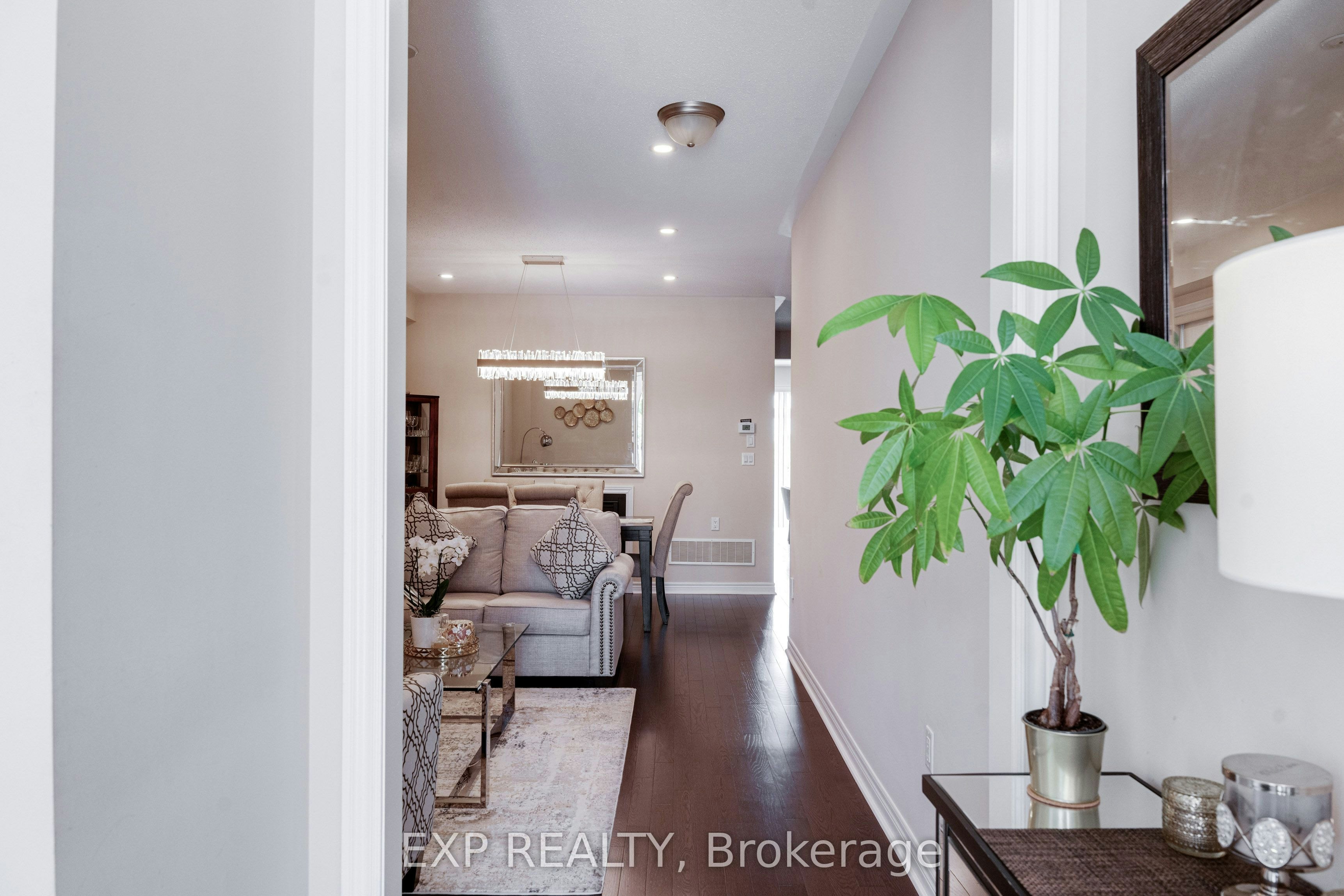 50 Kempsford Crescent, Brampton, ON, L7A 4M5 - 2