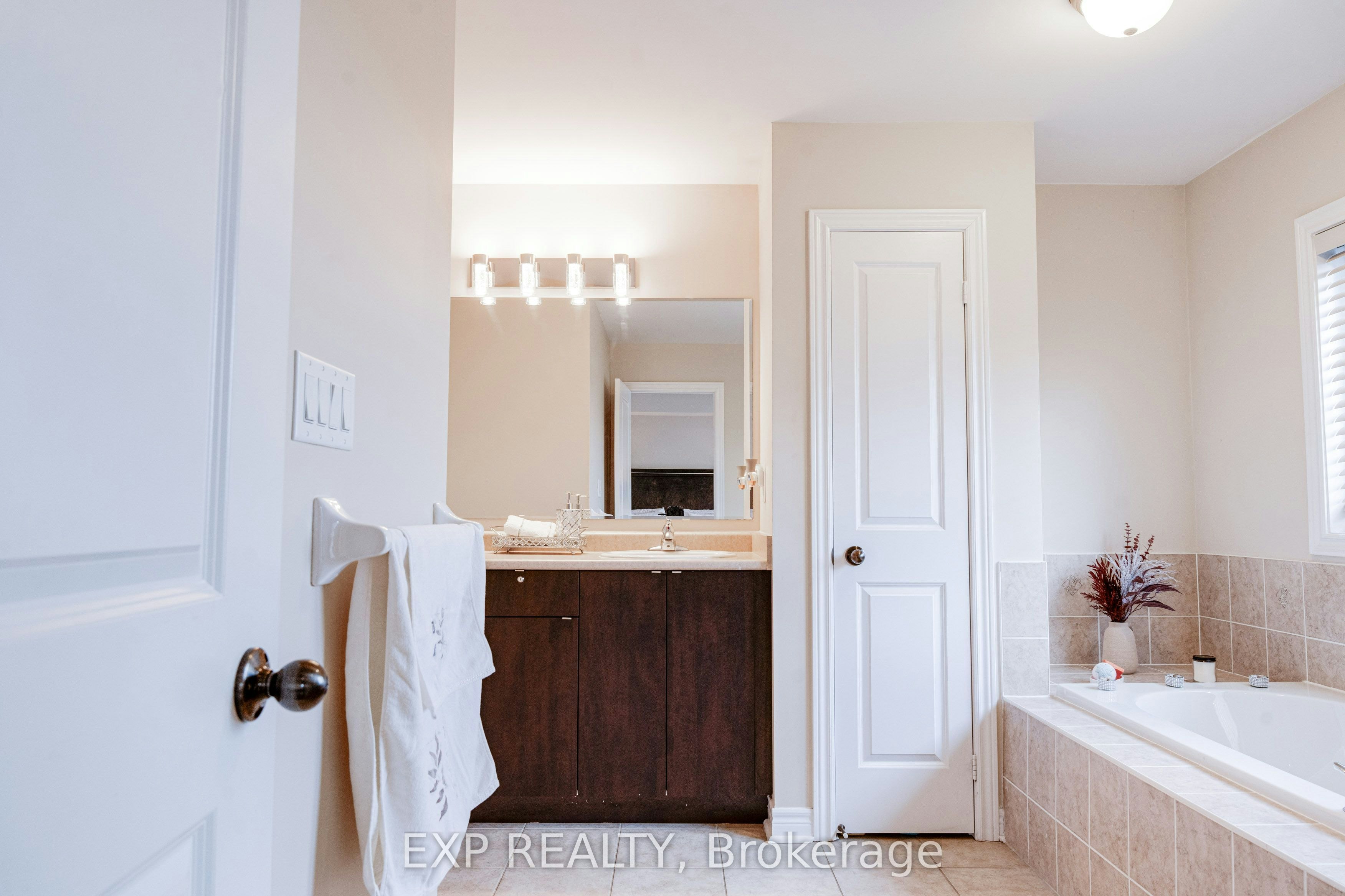 50 Kempsford Crescent, Brampton, ON, L7A 4M5 - 13