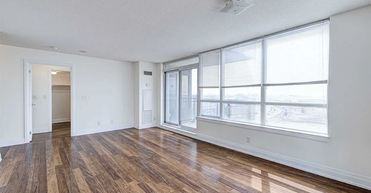 817-1060 Sheppard Avenue W, Toronto, ON, M3J 0G7 - 5