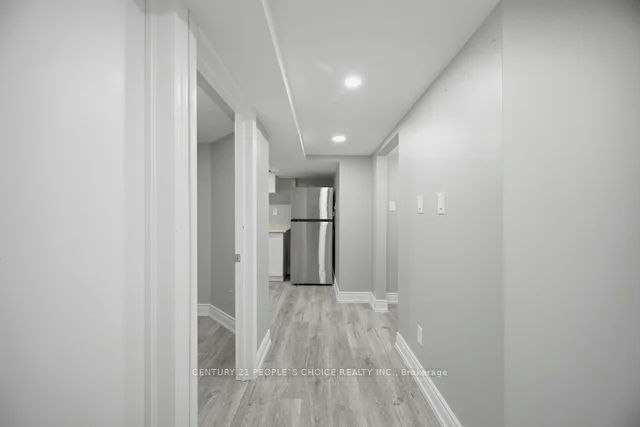 -Lower-249 Burnhamthorpe Road, Toronto, ON, M9B 1Z6 - 4