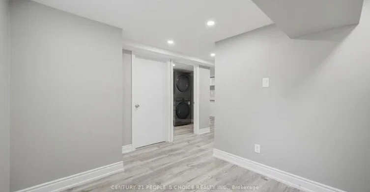 -Lower-249 Burnhamthorpe Road, Toronto, ON, M9B 1Z6 - 3