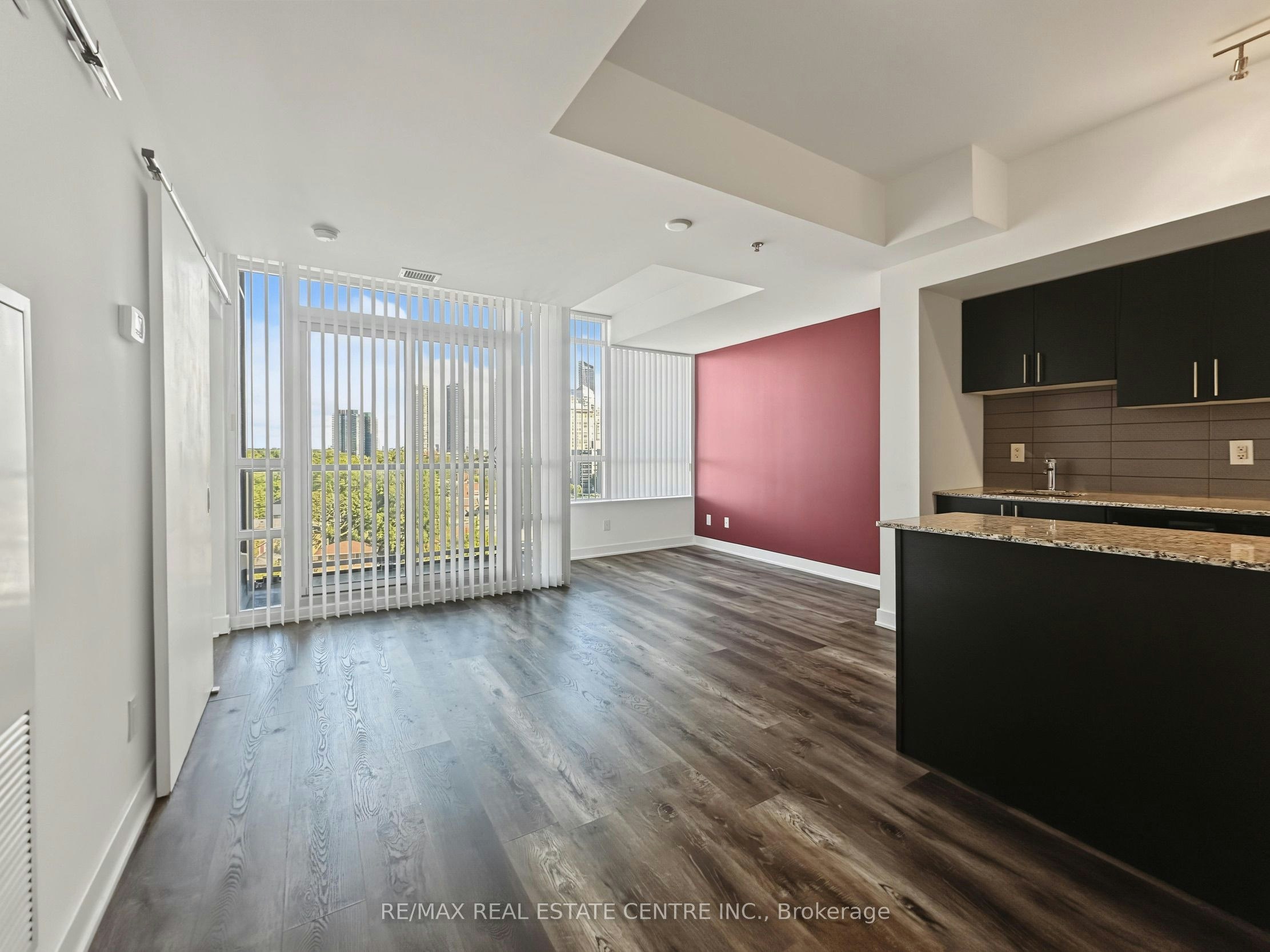 911-11 Superior Avenue, Toronto, ON, M8V 0A7 - 7
