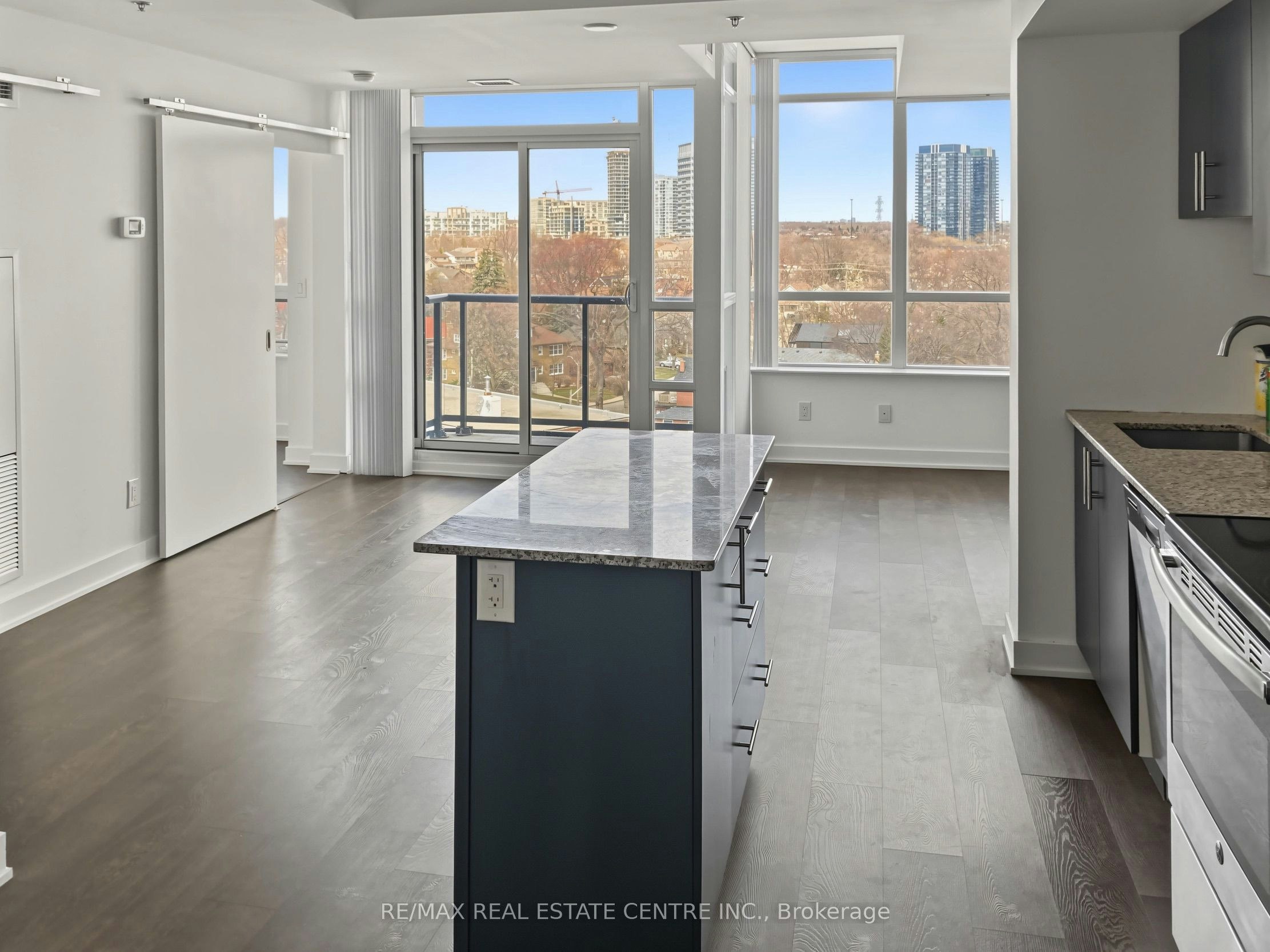 911-11 Superior Avenue, Toronto, ON, M8V 0A7 - 10