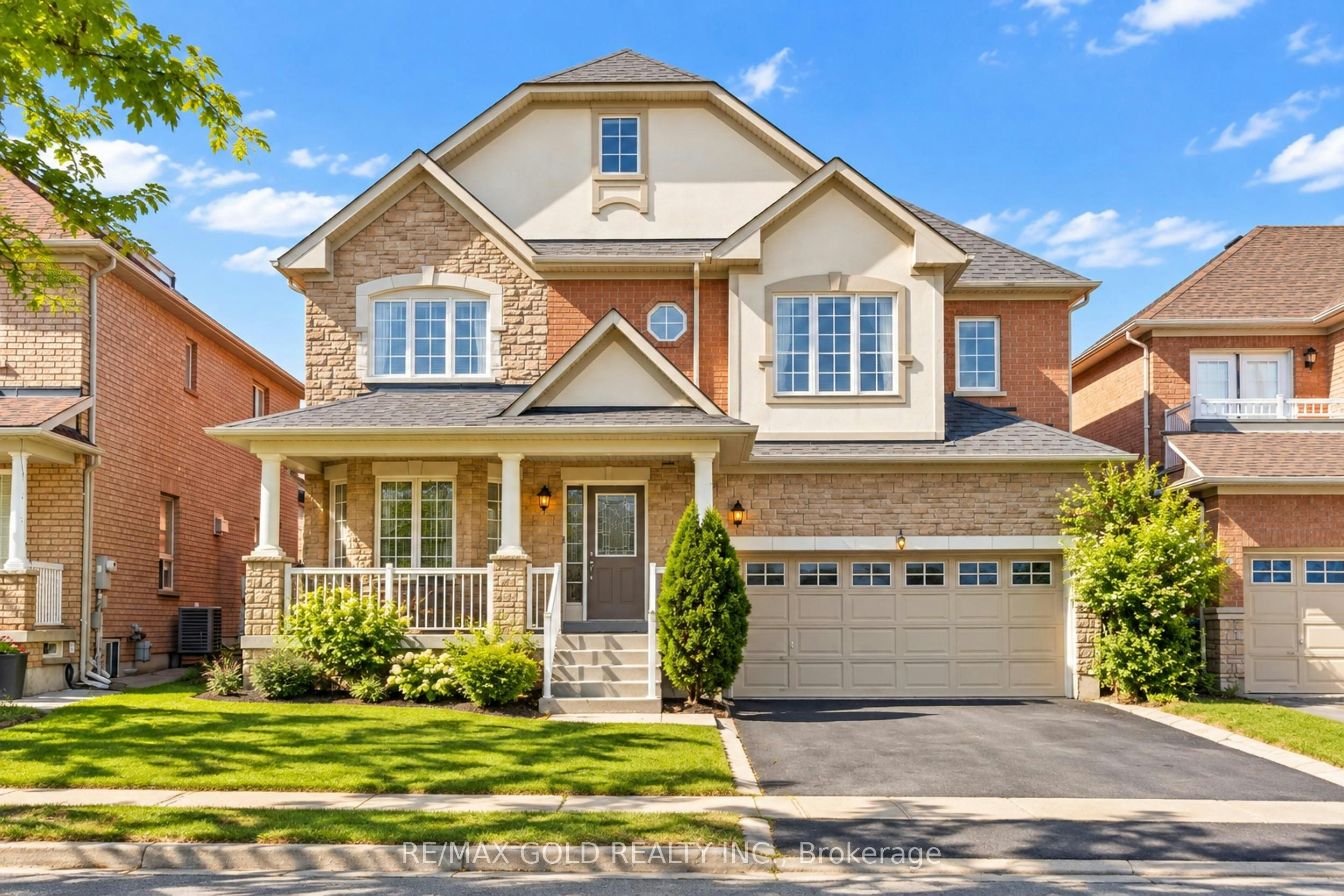 4 Australia Drive, Brampton, ON, L6R 3E4