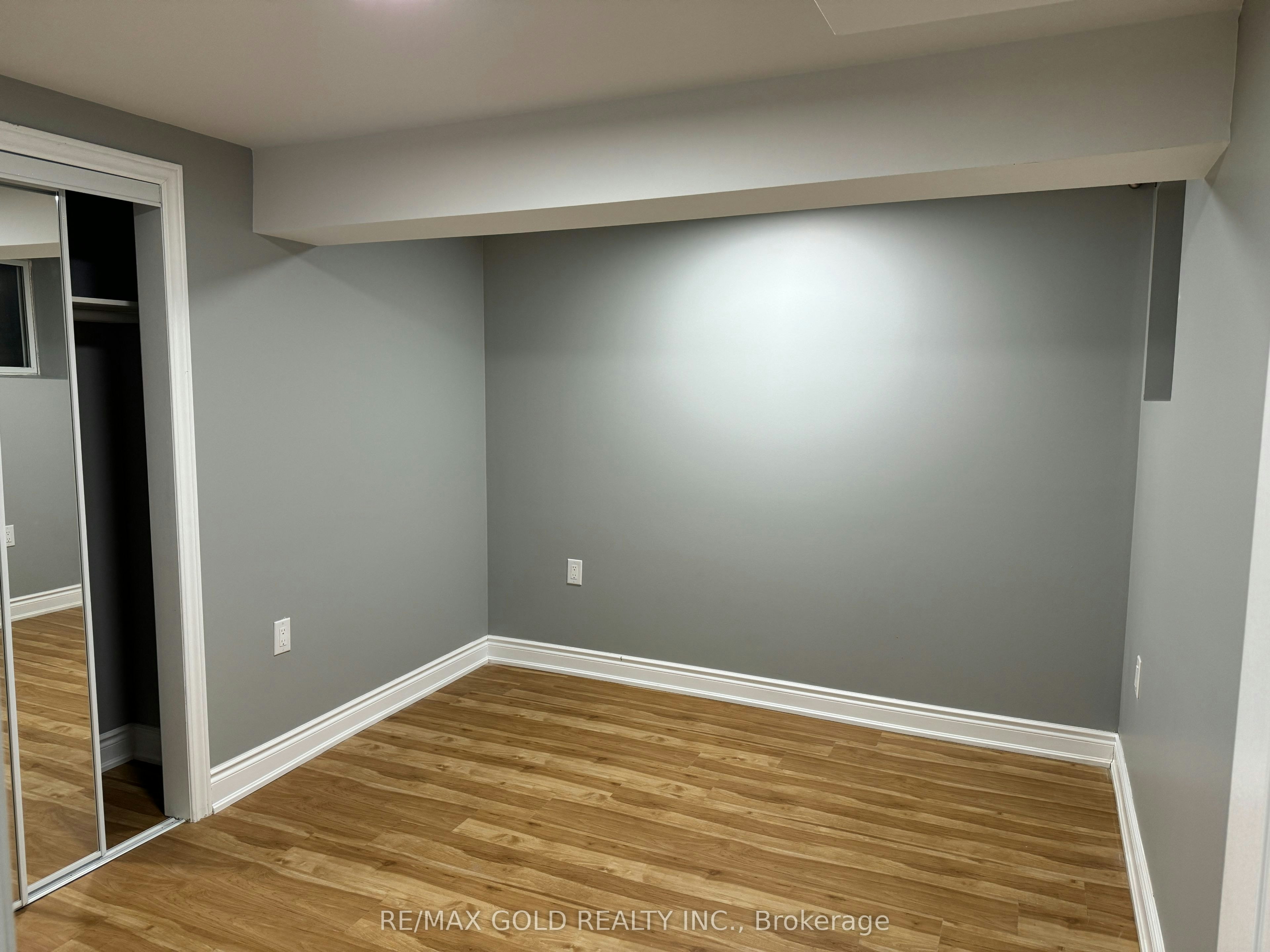 Bsmt-4 Hall Crescent, Brampton, ON, L6X 3J9 - 6