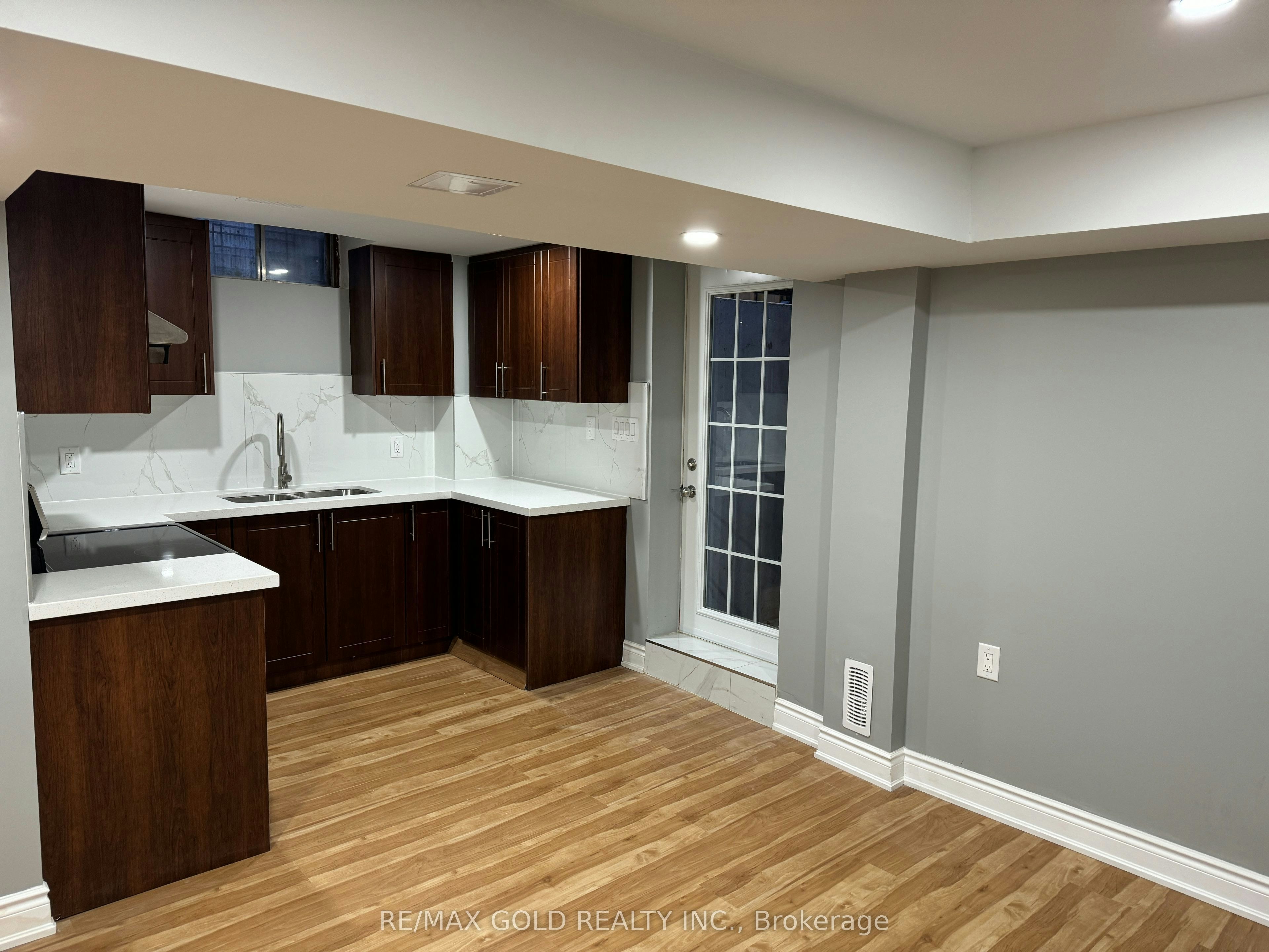Bsmt-4 Hall Crescent, Brampton, ON, L6X 3J9 - 3