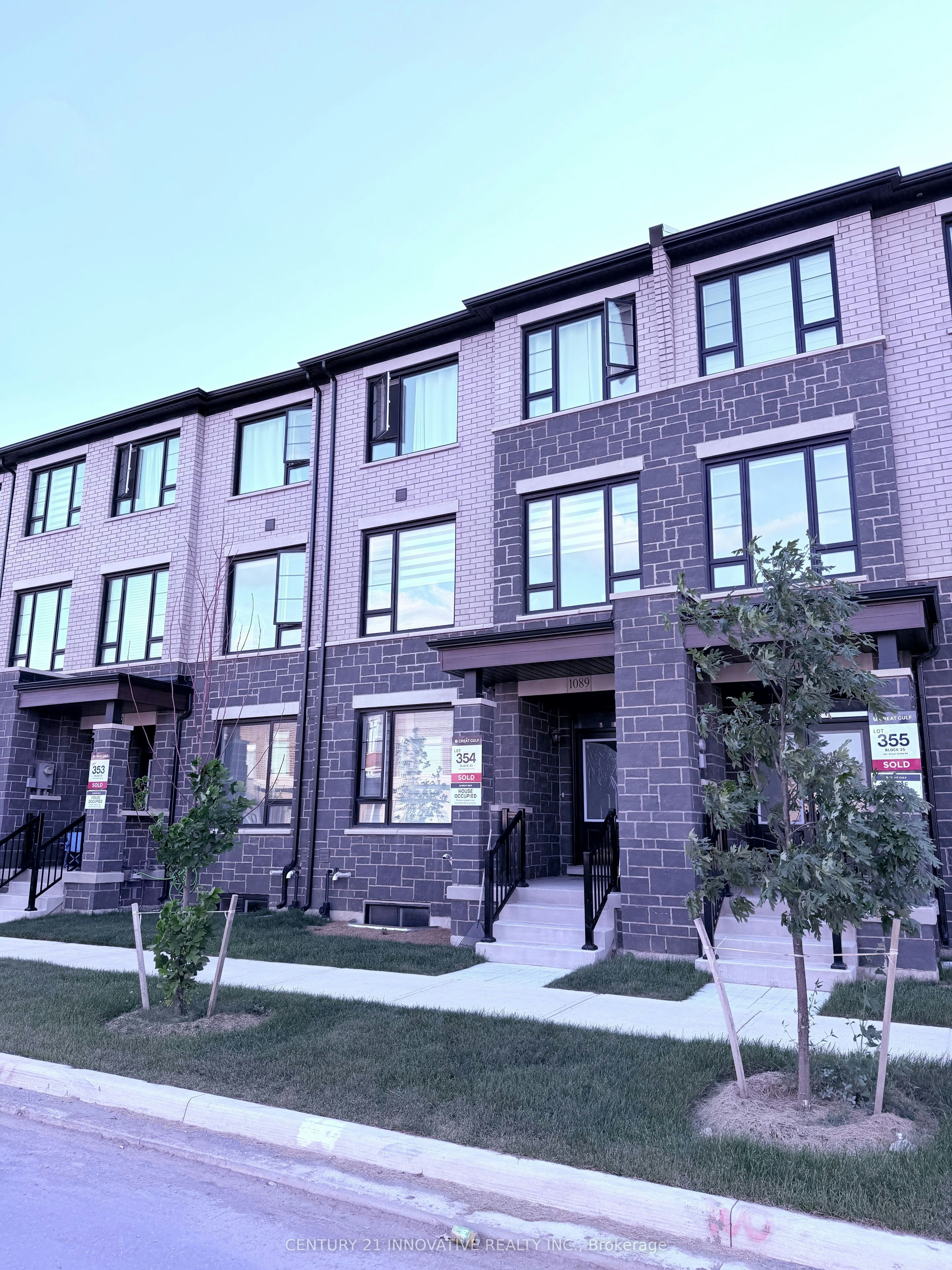 1089 Wheat Boom Drive, Oakville, ON, L6H 7H5 - 2