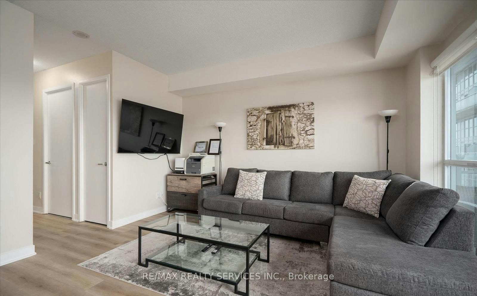 2331-165 Legion Road N, Toronto, ON, M5Y 0B3 - 7