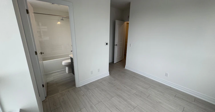3210-30 Elm Drive W, Mississauga, ON, L5B 0N6 - 11