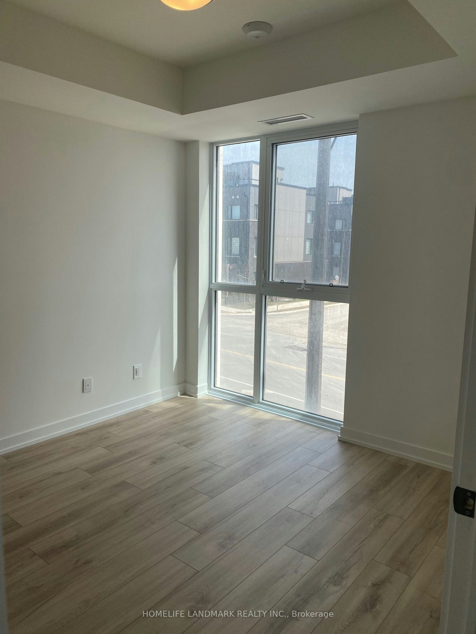 207-335 Wheat Boom Drive S, Oakville, ON, L6H 0P4 - 2
