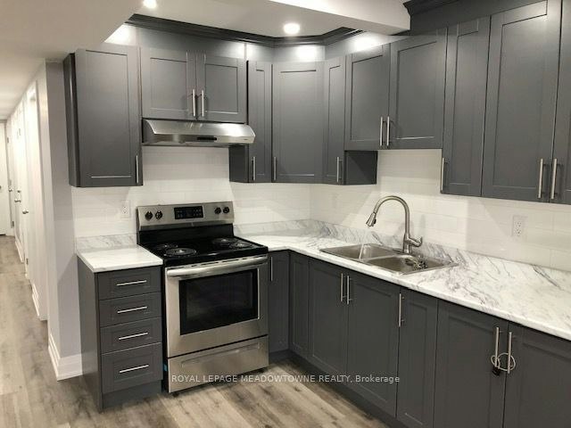 BASEMENT ROOM #2-71 Thirtieth Street, Toronto, ON, M8W 3B9 - 12