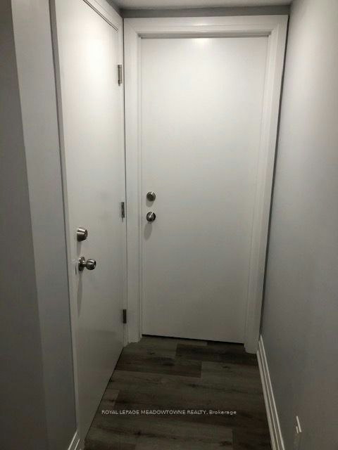 BASEMENT ROOM #2-71 Thirtieth Street, Toronto, ON, M8W 3B9 - 6