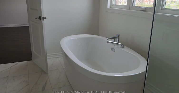 1499 Kitchen Court N, Milton, ON, L9E 1Y8 - 14