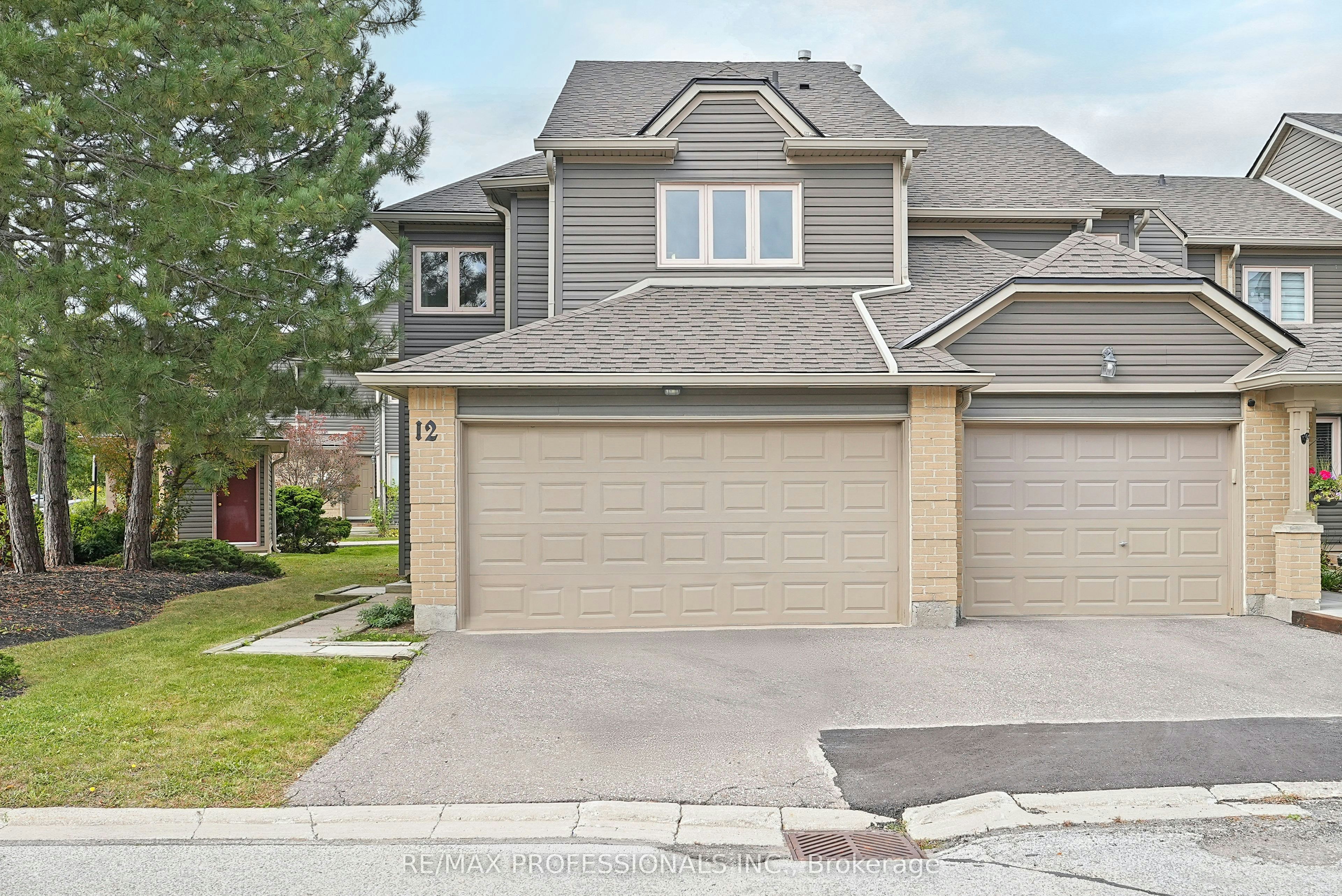 12-3600 Colonial Drive, Mississauga, ON, L5L 5P5