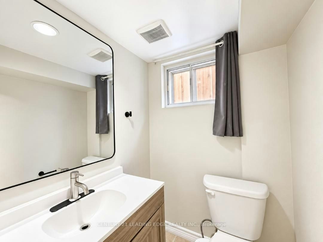 Lower Level-28 Eringate Drive, Toronto, ON, M9C 3Y7 - 17