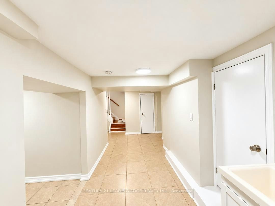 Lower Level-28 Eringate Drive, Toronto, ON, M9C 3Y7 - 13