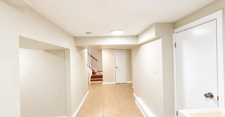 Lower Level-28 Eringate Drive, Toronto, ON, M9C 3Y7 - 13
