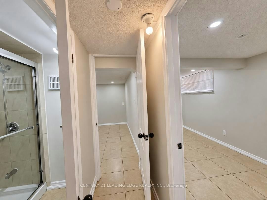 Lower Level-28 Eringate Drive, Toronto, ON, M9C 3Y7 - 20