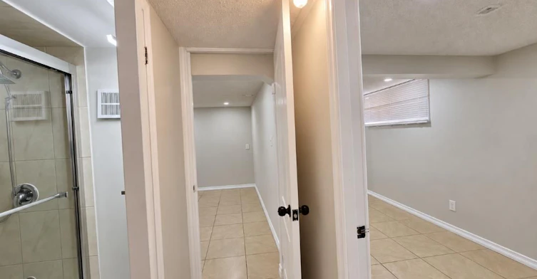 Lower Level-28 Eringate Drive, Toronto, ON, M9C 3Y7 - 20