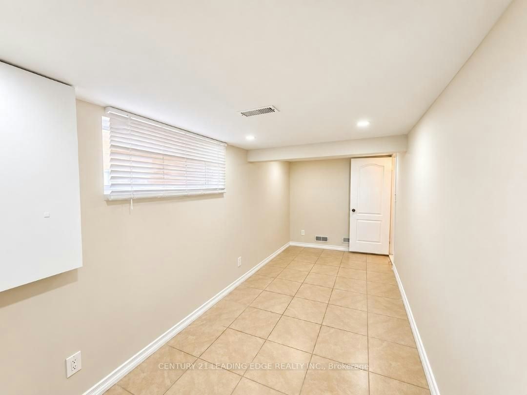 Lower Level-28 Eringate Drive, Toronto, ON, M9C 3Y7 - 21