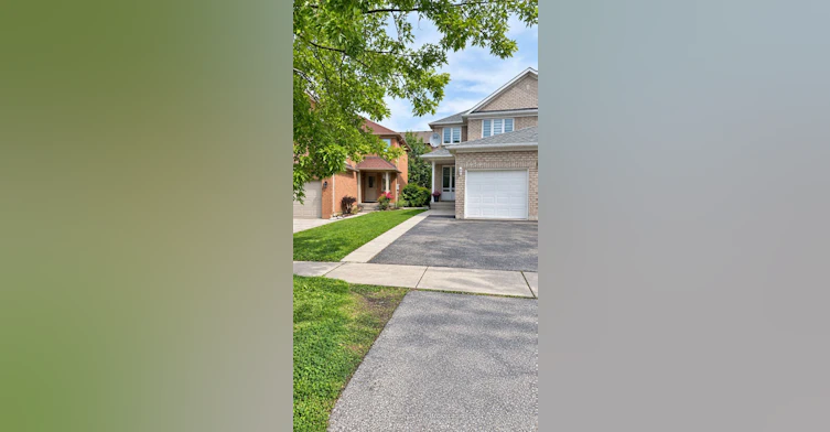 7050 Black Walnut Trail, Mississauga, ON, L5N 7N6