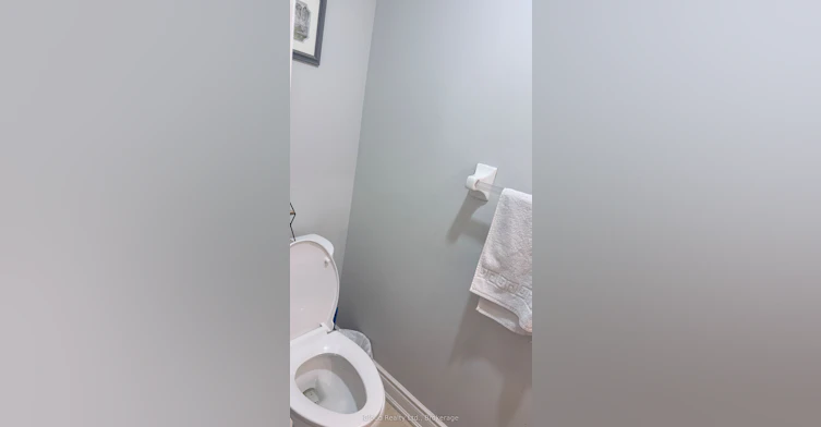 7050 Black Walnut Trail, Mississauga, ON, L5N 7N6 - 9