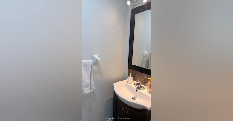 7050 Black Walnut Trail, Mississauga, ON, L5N 7N6 - 10