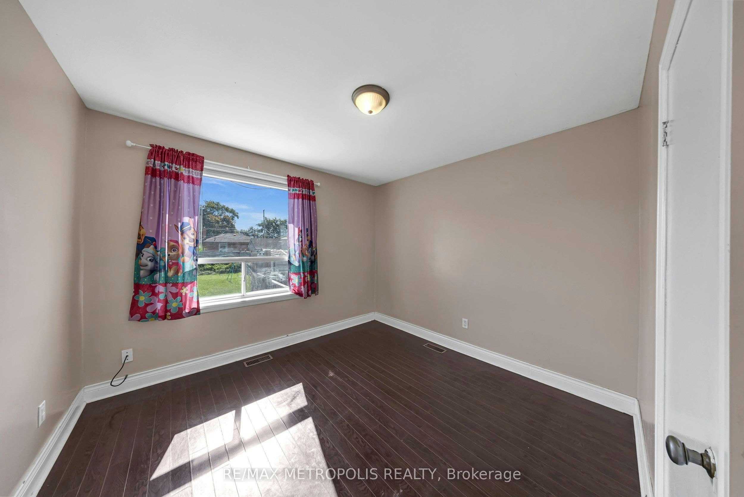 Main-147 Vodden Street E, Brampton, ON, L6V 1M6 - 15