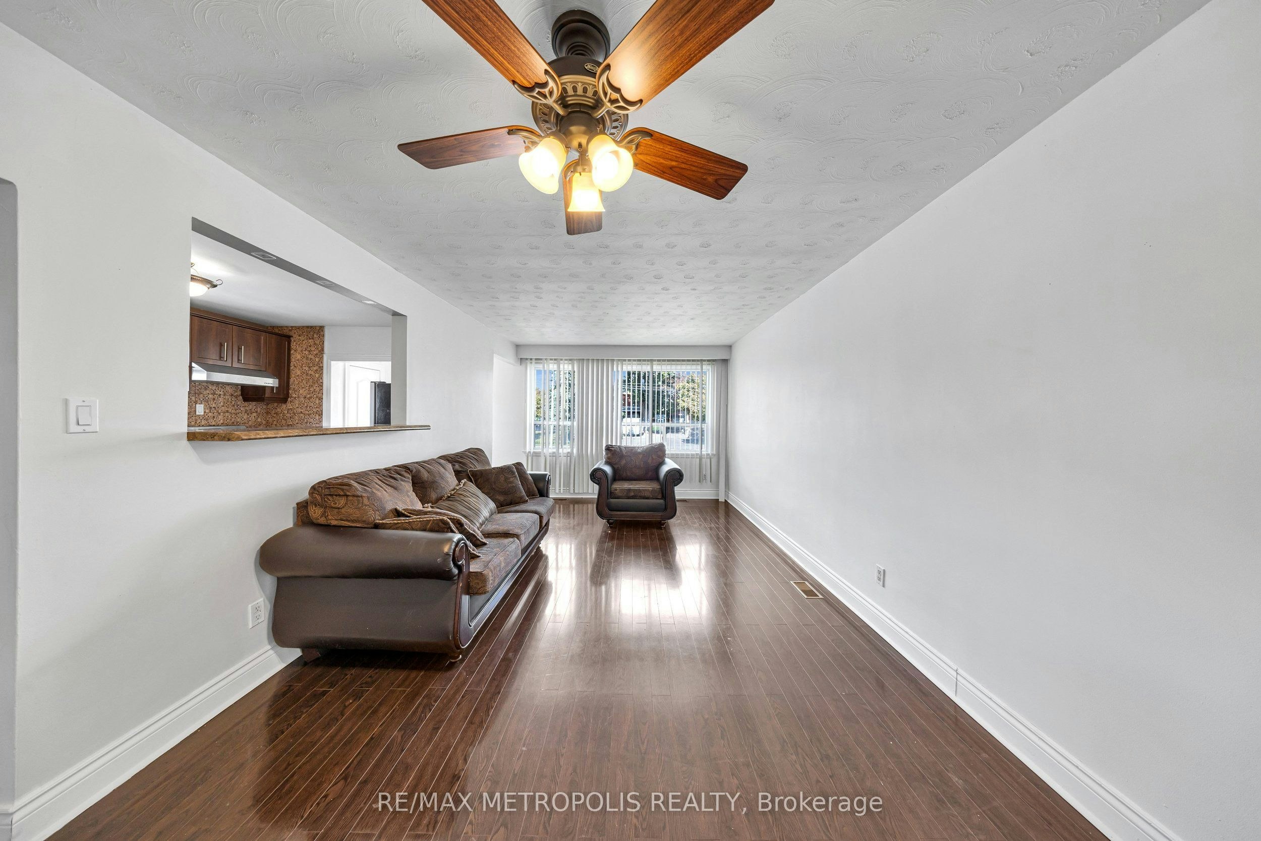 Main-147 Vodden Street E, Brampton, ON, L6V 1M6 - 9