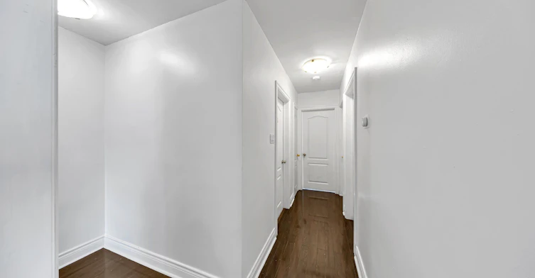 Main-147 Vodden Street E, Brampton, ON, L6V 1M6 - 14