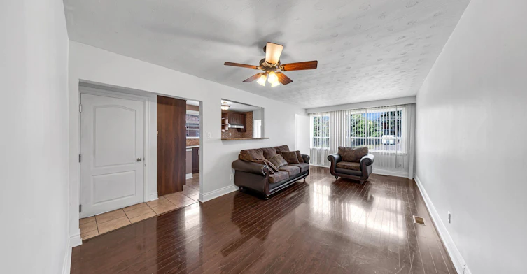 Main-147 Vodden Street E, Brampton, ON, L6V 1M6 - 10