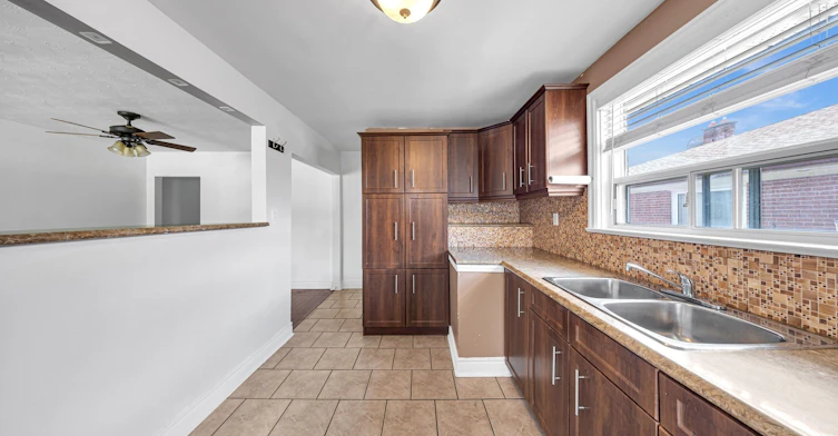 Main-147 Vodden Street E, Brampton, ON, L6V 1M6 - 7