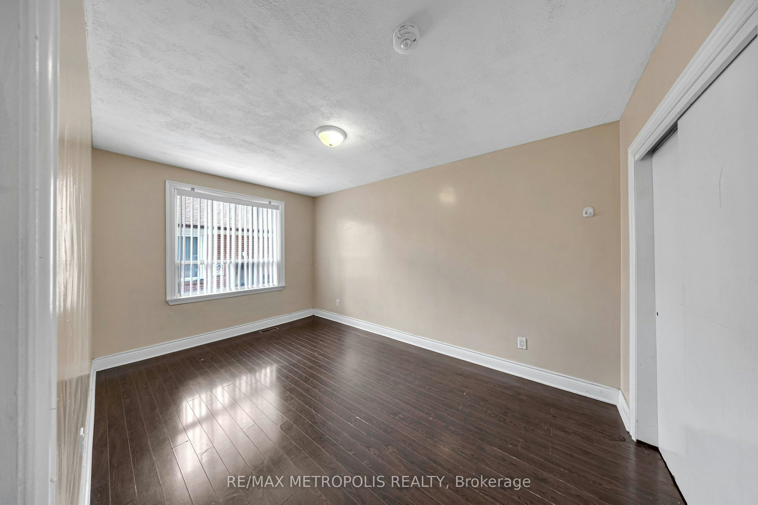 Main-147 Vodden Street E, Brampton, ON, L6V 1M6 - 11