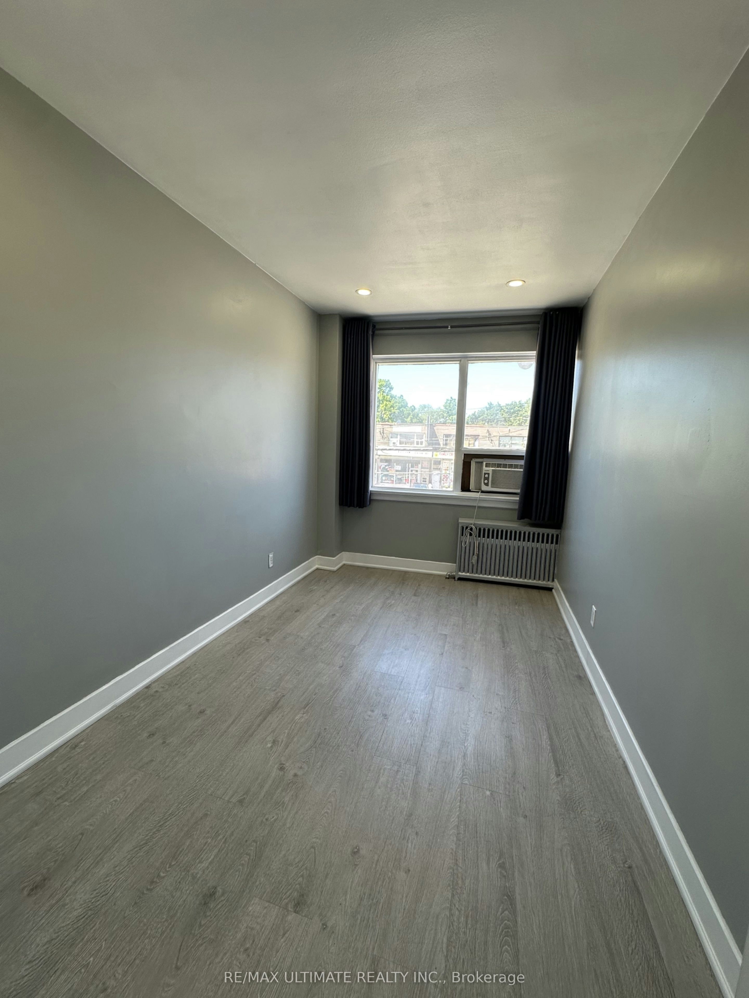 Unit A-1705 Jane Street, Toronto, ON, M9N 2S3 - 9