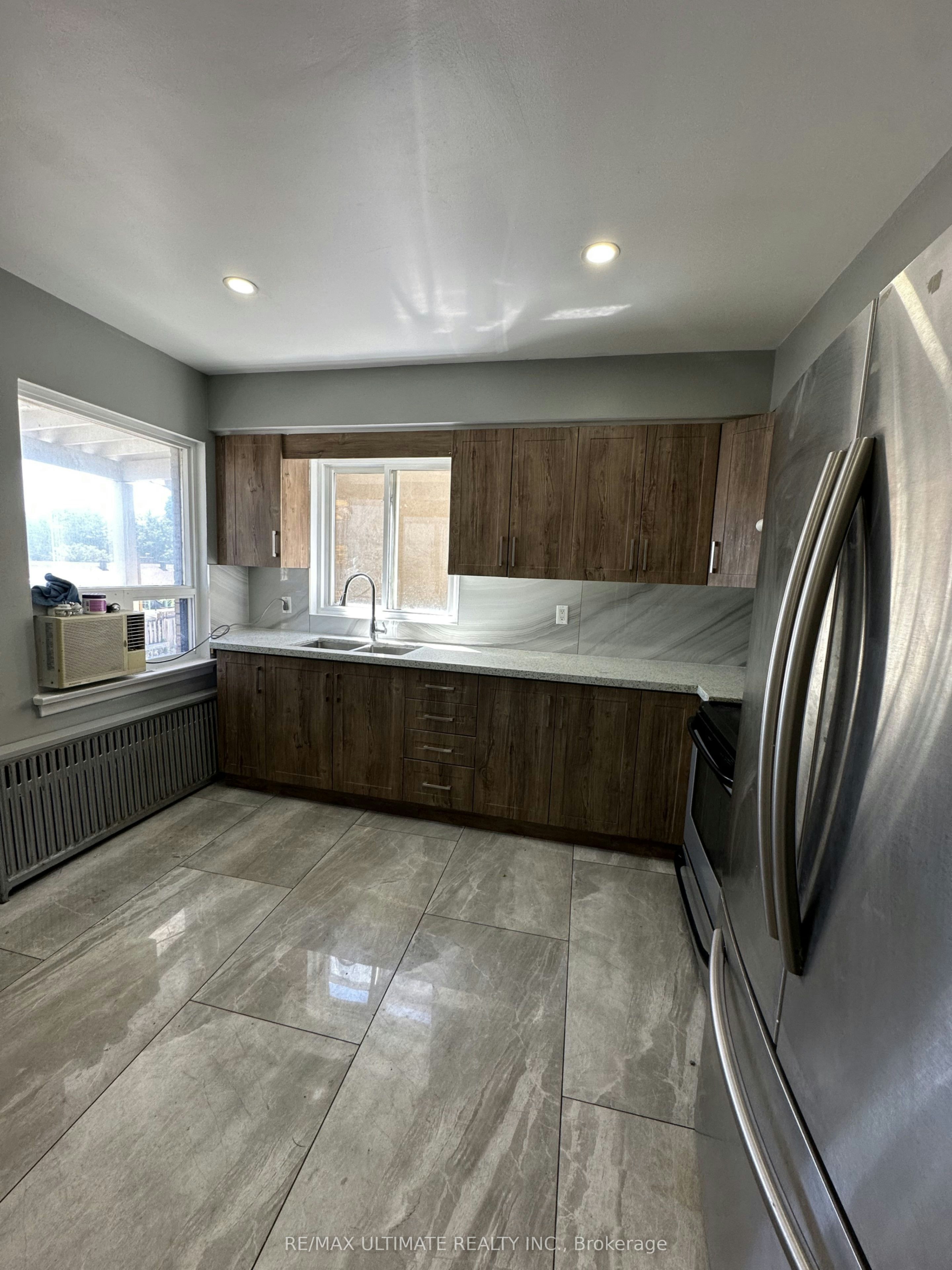 Unit A-1705 Jane Street, Toronto, ON, M9N 2S3 - 2
