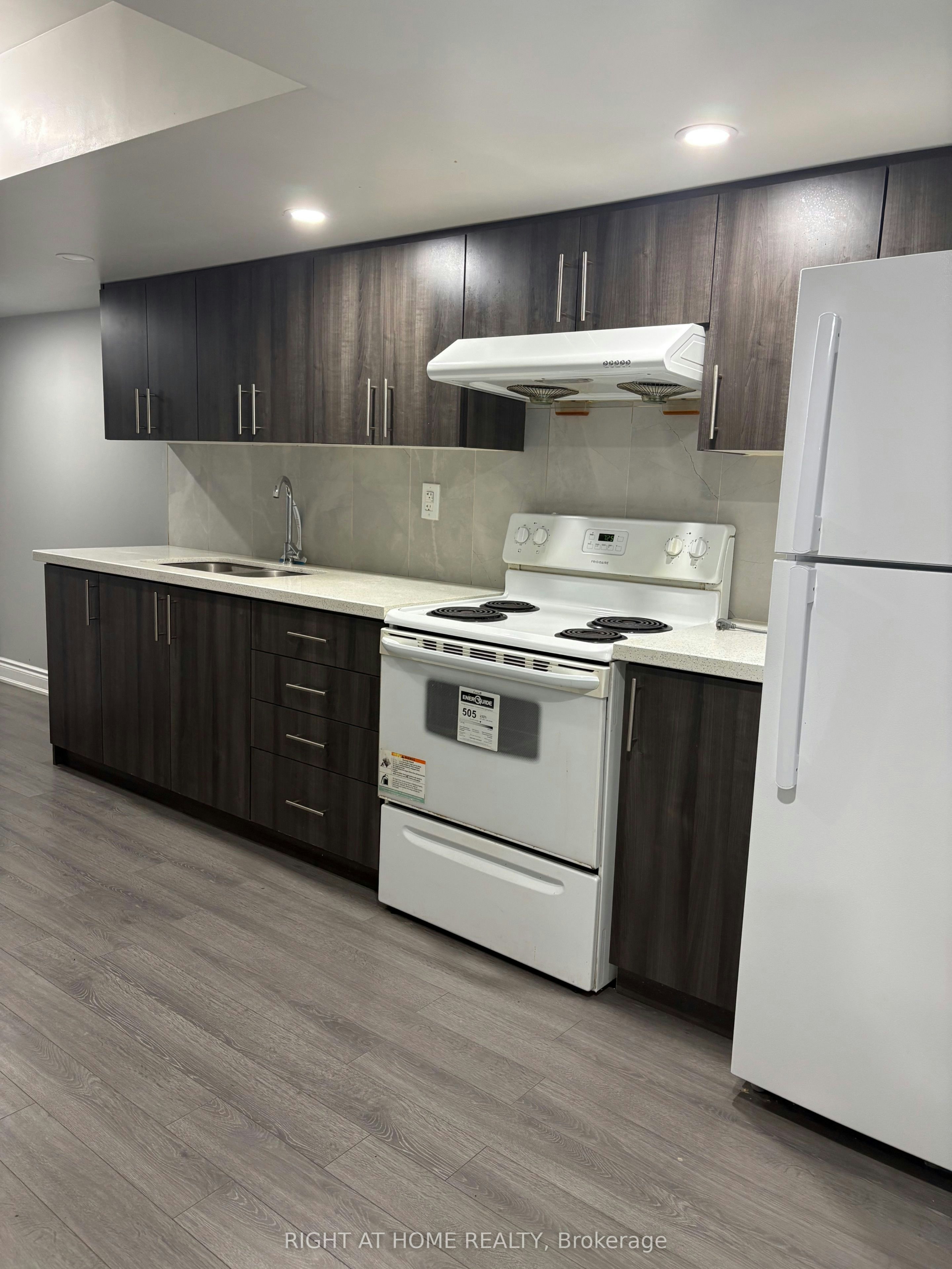 (Lower Level)-846 Francine Crescent, Mississauga, ON, L5V 0E2 - 9